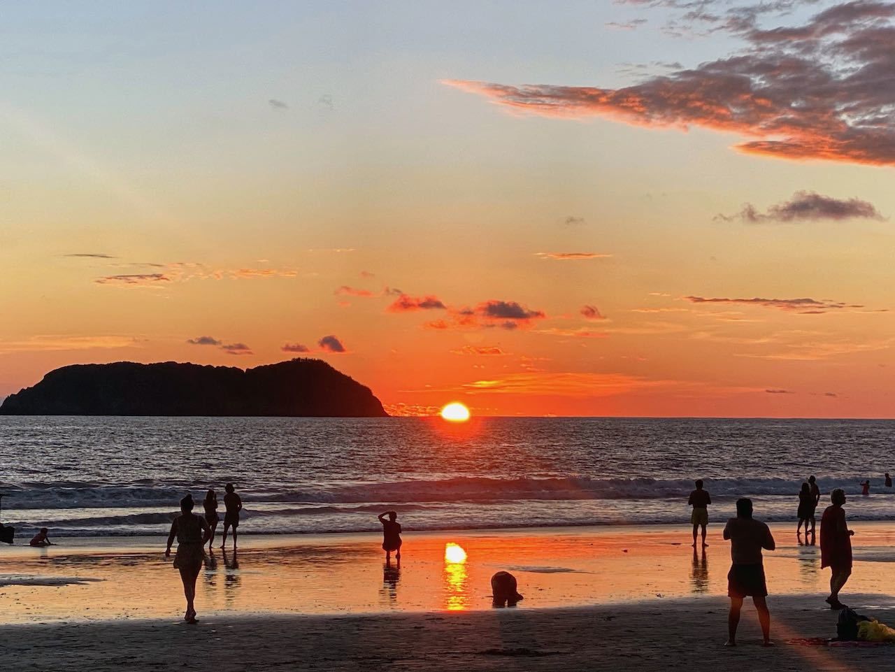 sunset in quepos over the beach in Costa Rica