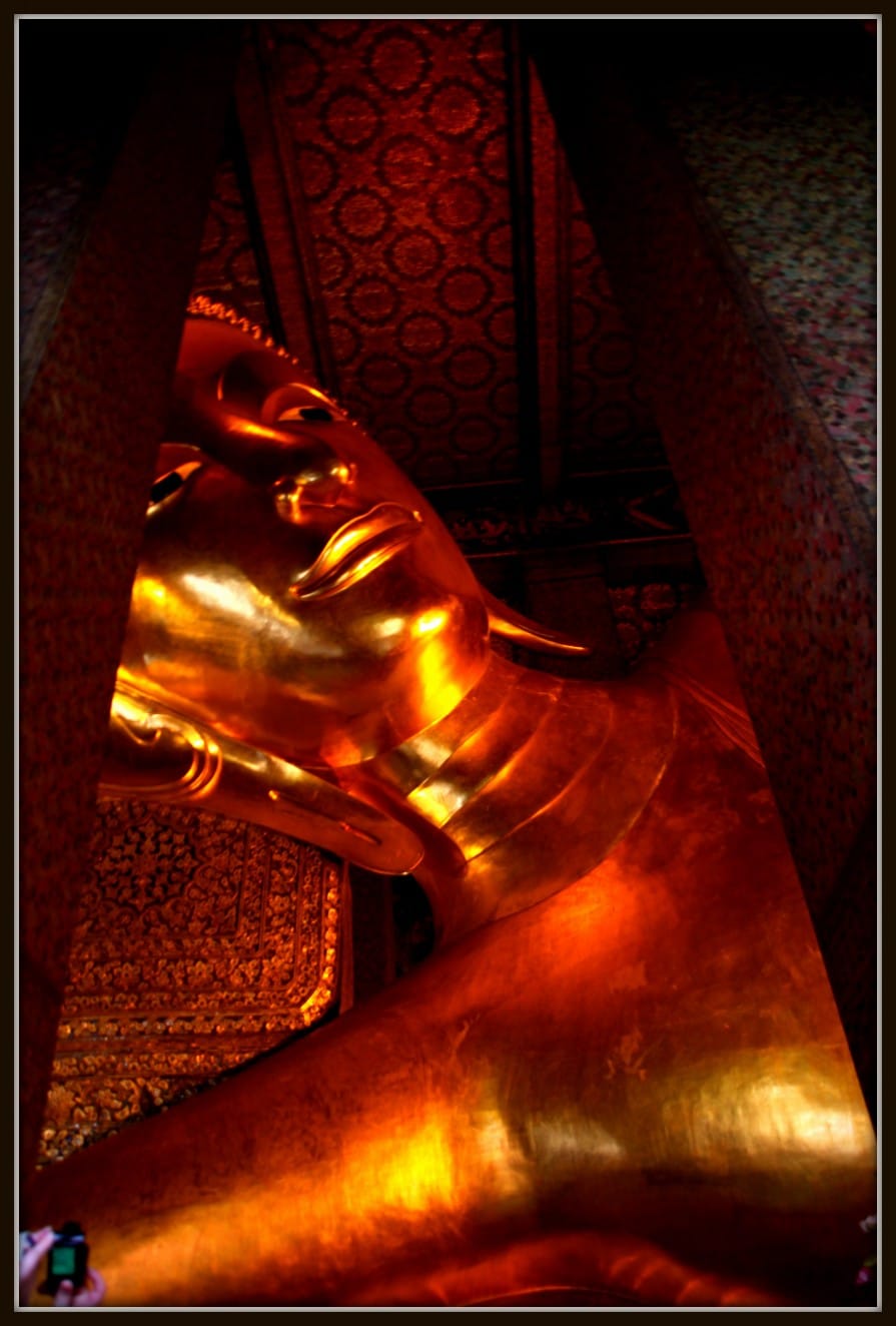 Giant Reclined Buddha at Wat Pho