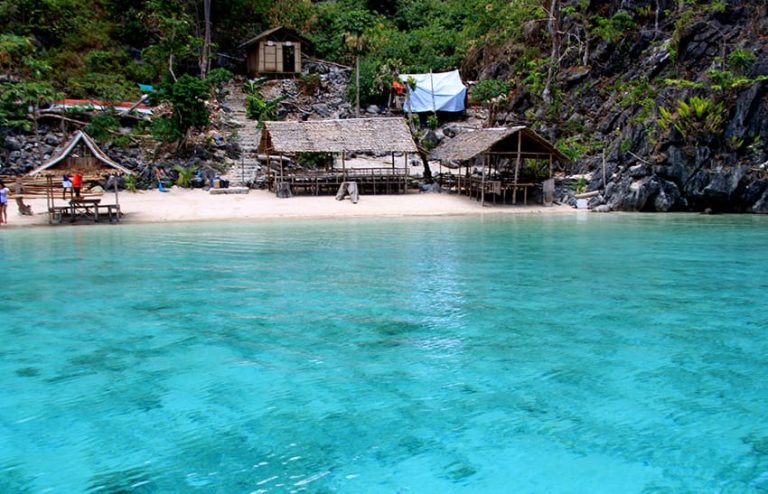 PHILIPPINES: Coron Vs El Nido, Which One Is The Best?