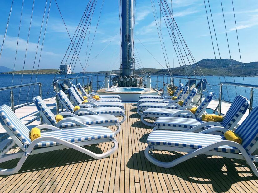 Sun deck on the Running on Waves cruise with sun loungers and plunge pool