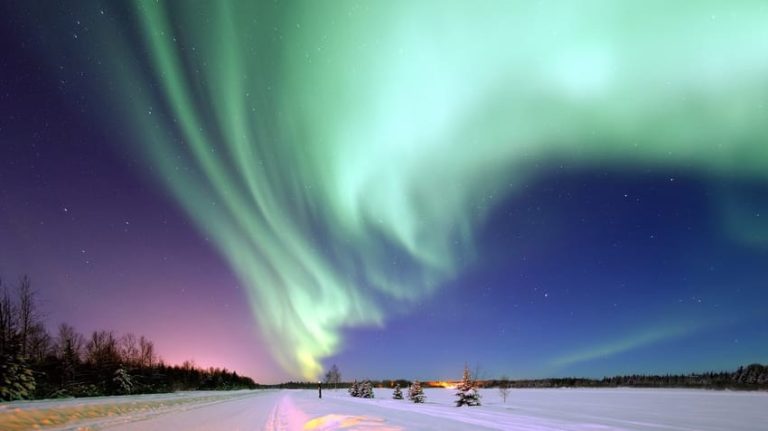Best Places To See The Northern Lights & The Aurora Borealis!
