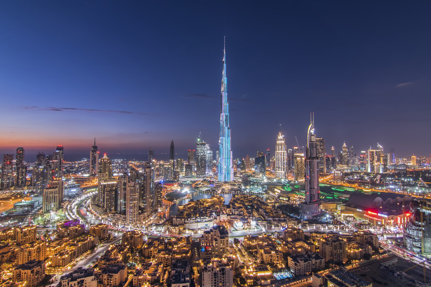 DUBAI,-UAE-Burj-Khalifa-the-tallest-building-in-the-world.-Dubai-Downtown-cityscape.-Dubai-evening-skyline