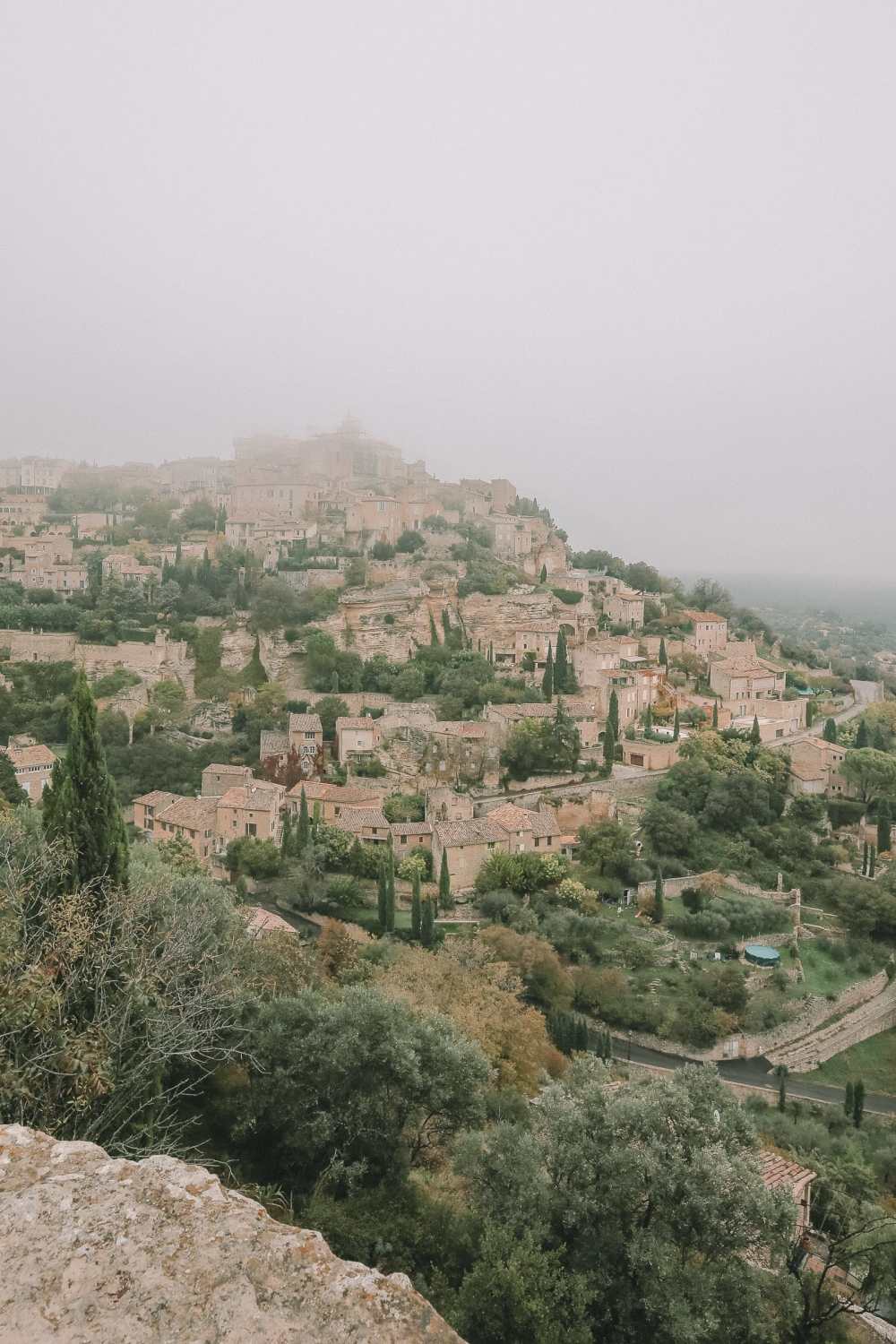 The Absolutely Beautiful Villages Of Gordes and Roussillon In Provence, The South Of France (12)