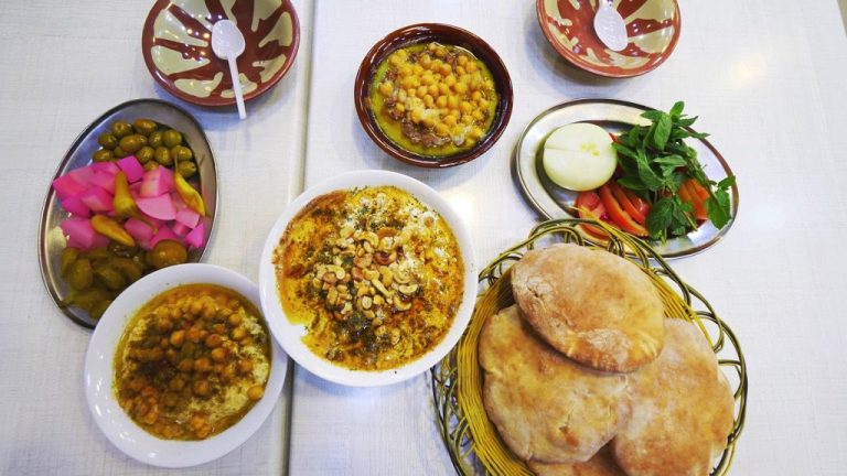 Lebanese Food: Top 15 Dishes to Eat in Lebanon