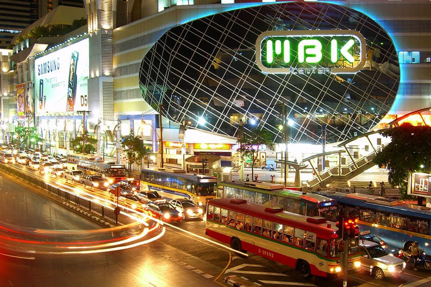 bangkok-mbk-shopping-centre-by-bus