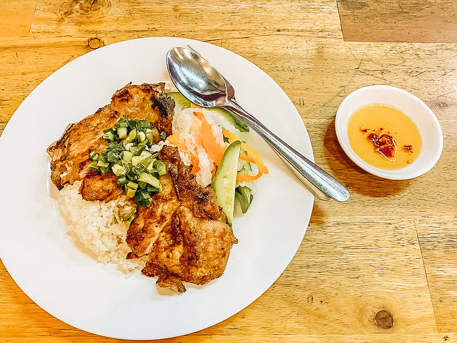 Com Tam Suon Nuong (Broken Rice with Pork Chops)